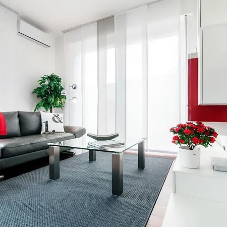 Apartment Now - By My In Como