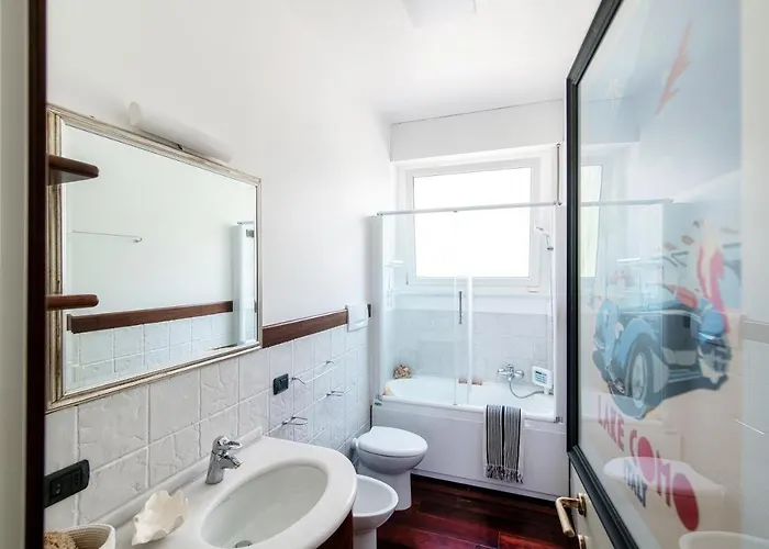 Now - By My In Apartment Como